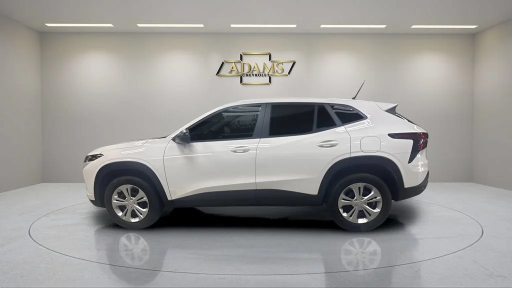 2026 Chevrolet Trax LS - Photo 3