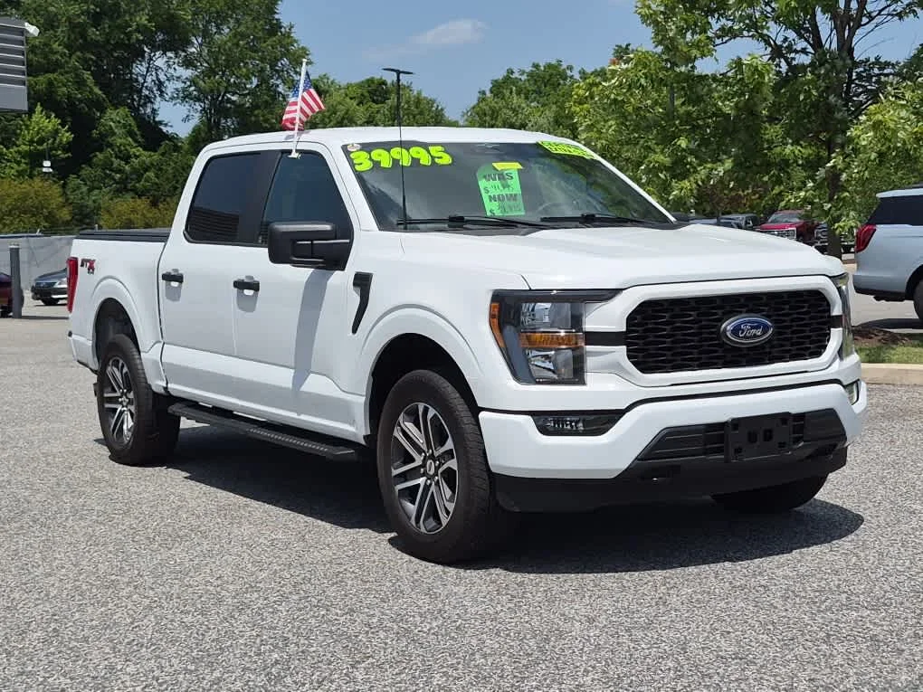 Certified Used 2023 Oxford White Ford XL image 2