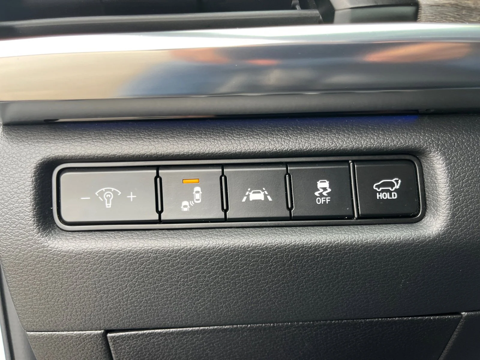 Used 2022 Glacial White Pearl Kia SX image 21