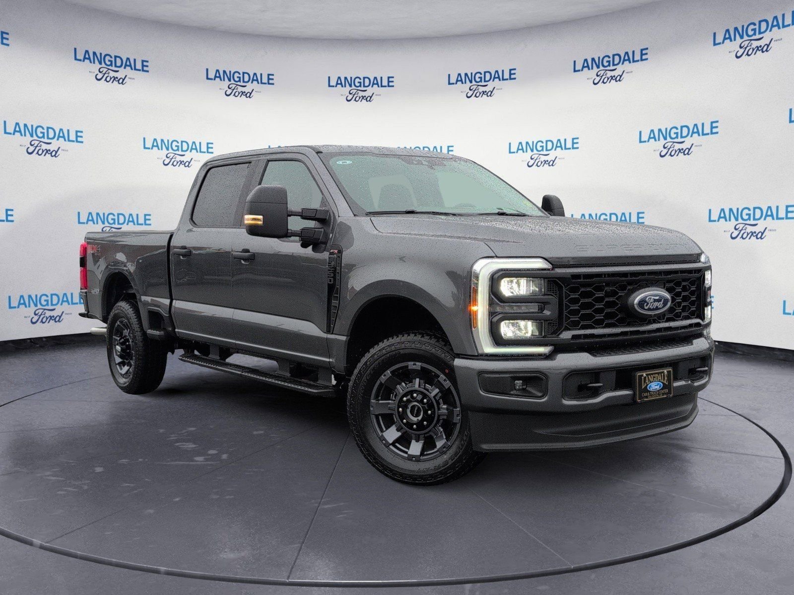 New 2026 Carbonized Gray Metallic Ford XL image 2