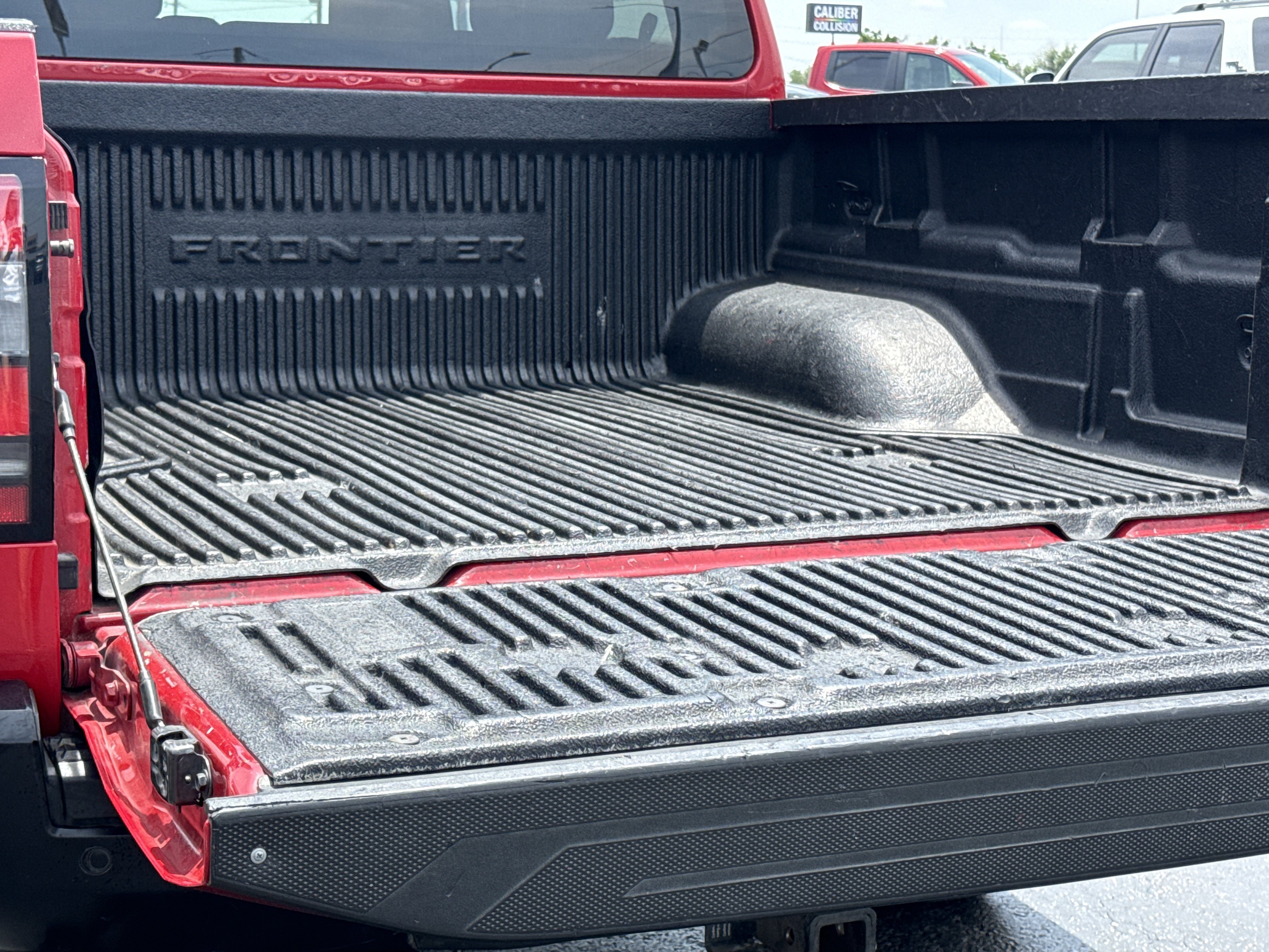 Used 2022 Red Alert Nissan S 4WD image 9