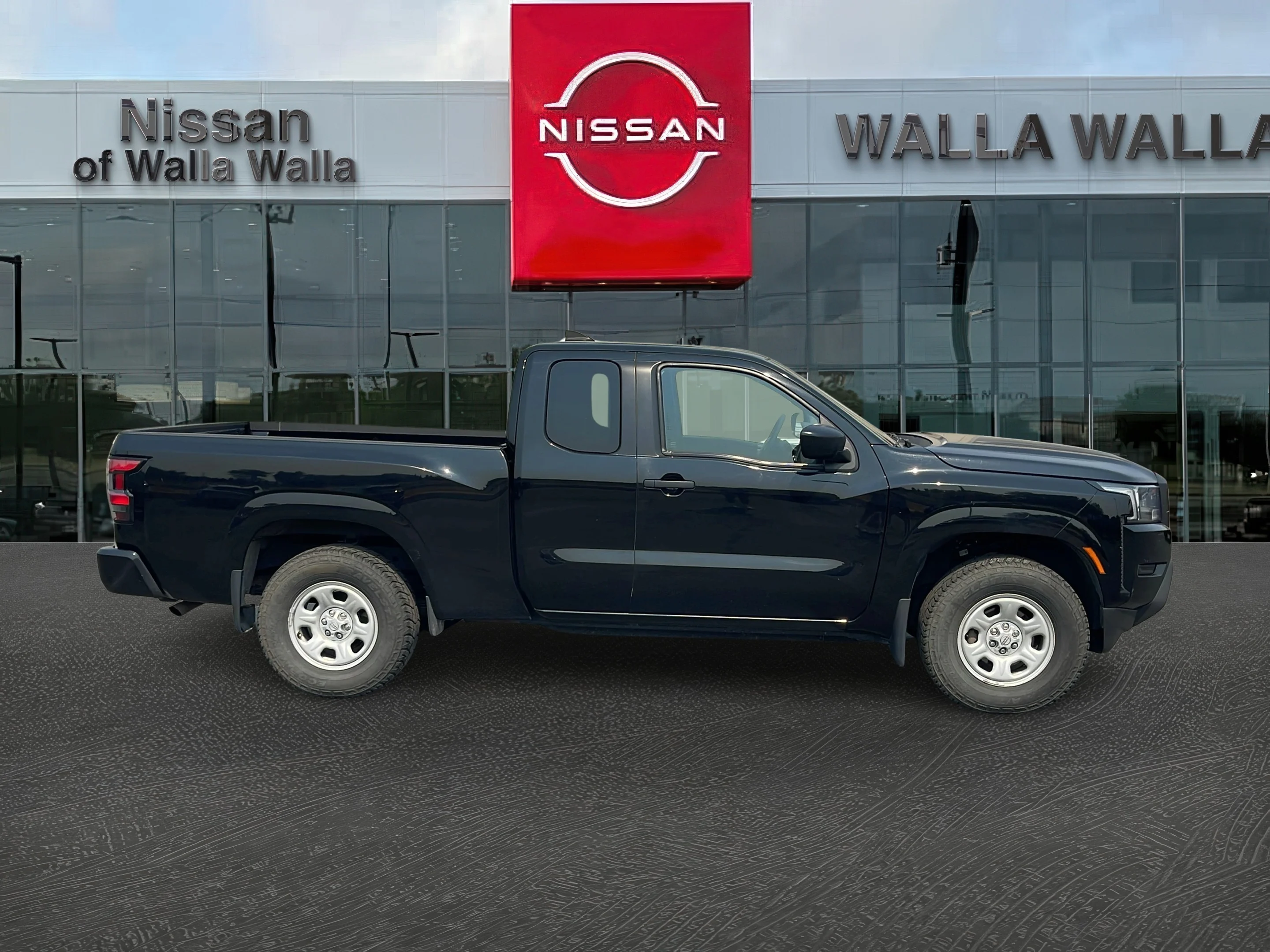 2022 Nissan Frontier S - Photo 8
