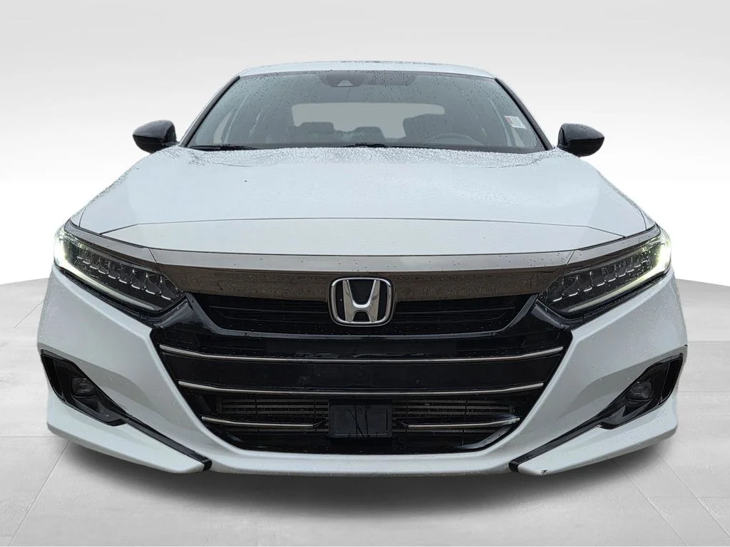 Used 2022  Honda Sport image 3