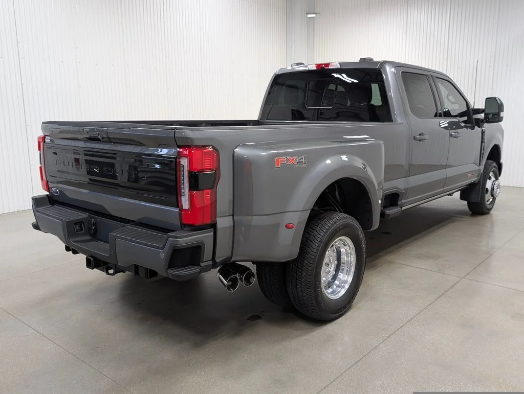 New 2026 Carbonized Gray Metallic Ford F-350® Platinum® image 27