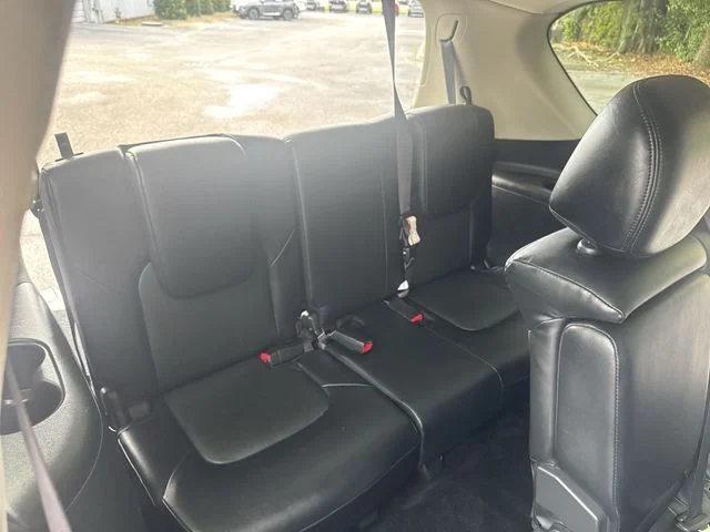 Used 2024 Gray Nissan SV image 12