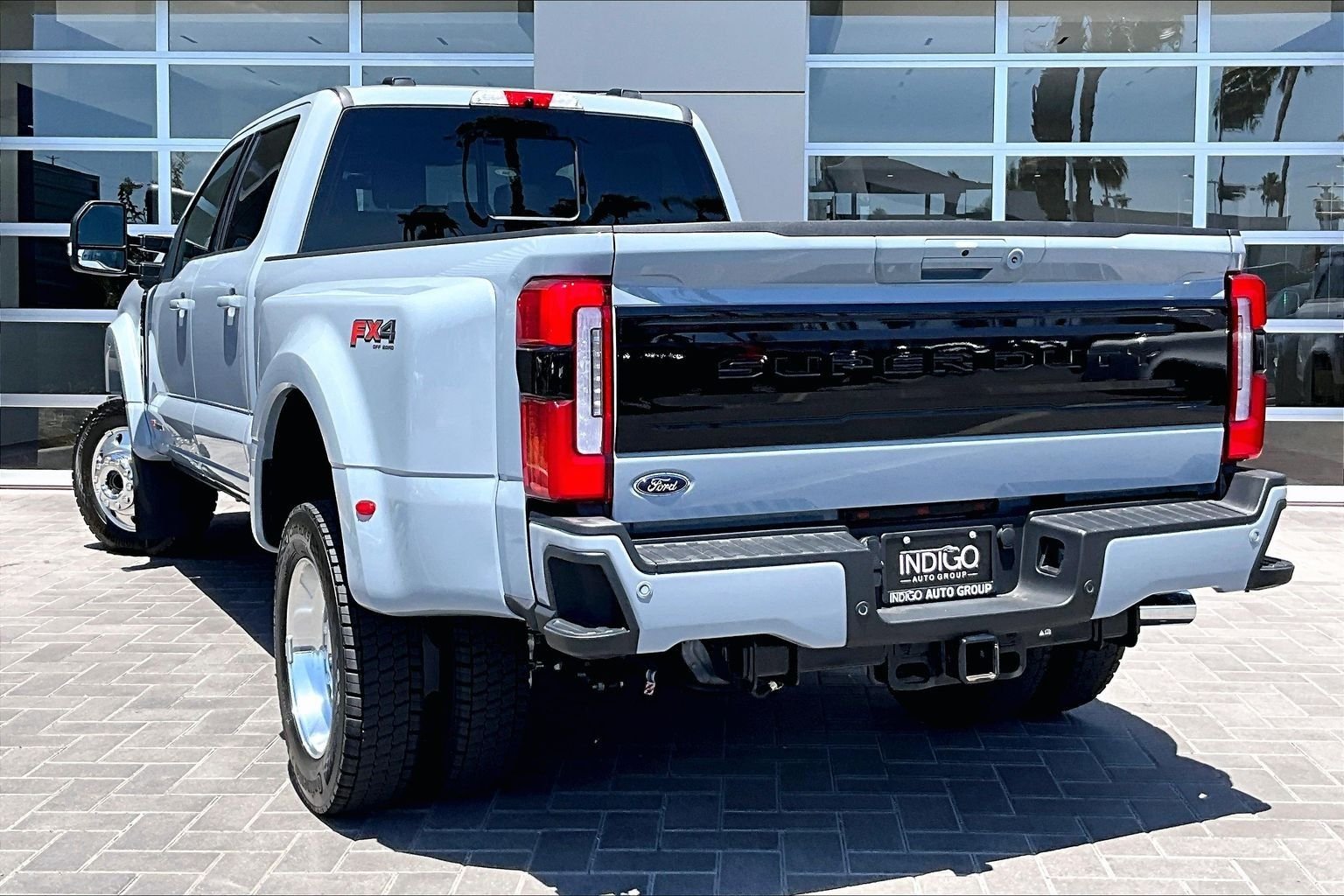 Used 2025 Gray Ford Platinum image 12