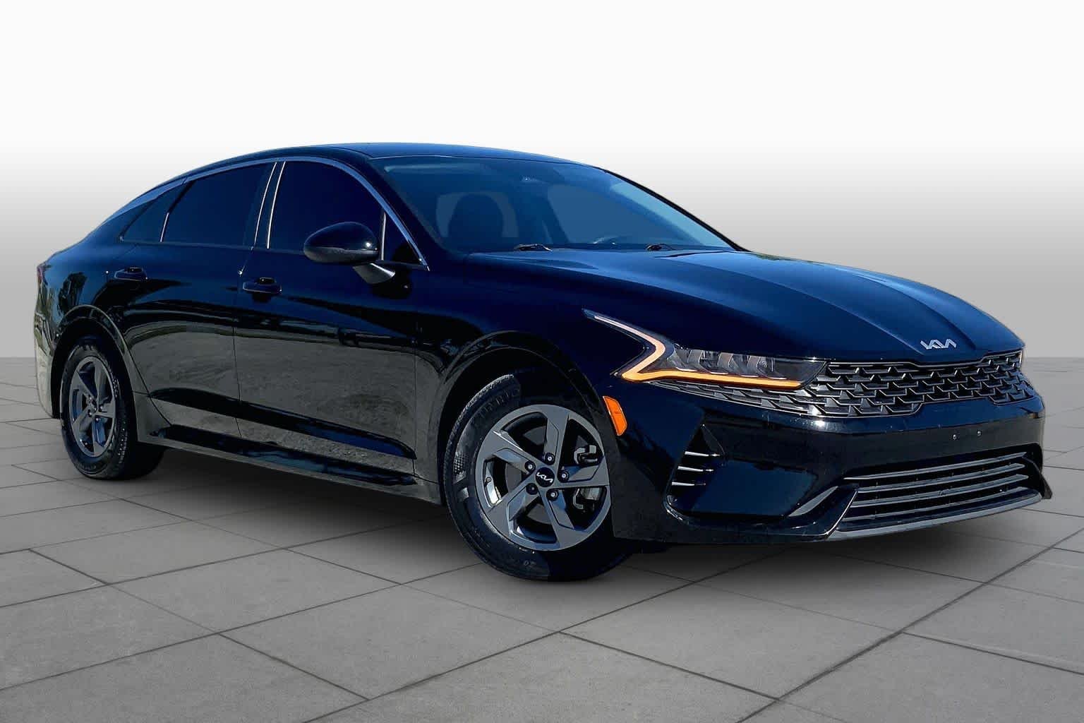 Pre-Owned 2022 Kia K5 LXS