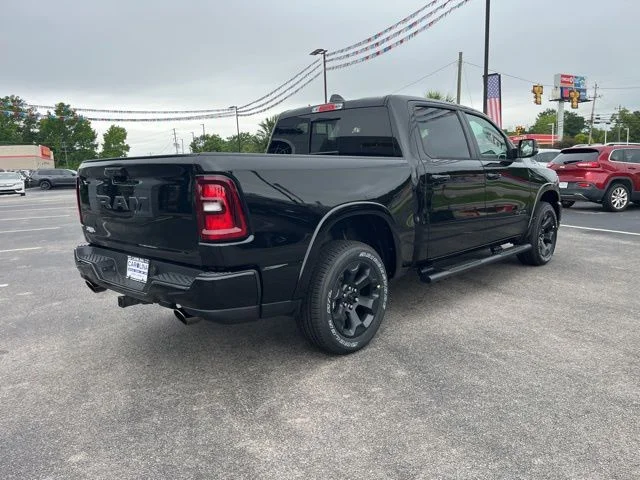 New 2026 Diamond Black Crystal Pearl-Coat Exterior Paint RAM Big Horn/Lone Star image 3