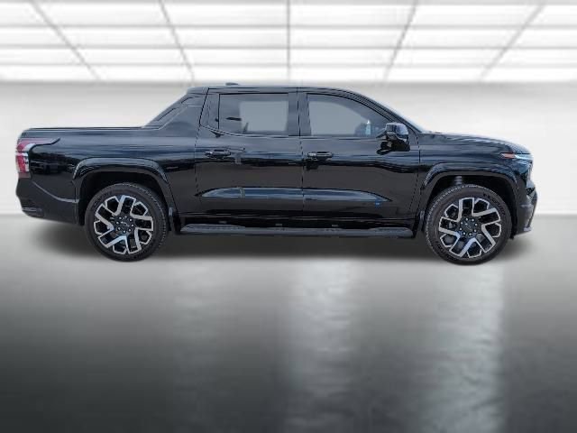 2024 Chevrolet Silverado EV RST - Photo 34