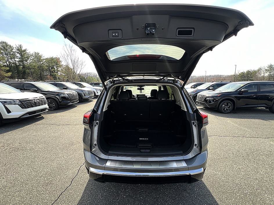2026 Nissan Rogue Platinum - Photo 28