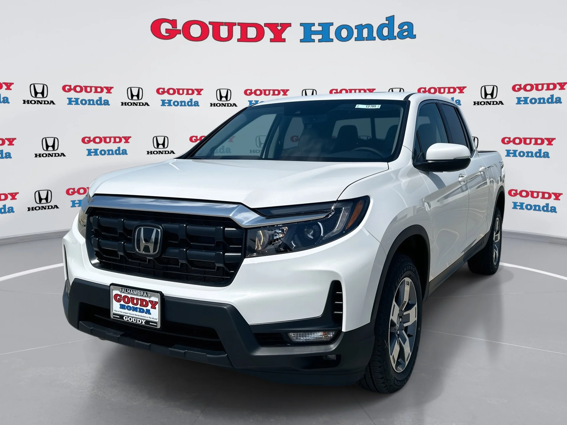 2026 Honda Ridgeline RTL AWD's photo