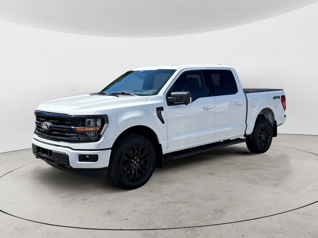 Used 2024 White Ford XLT image 1