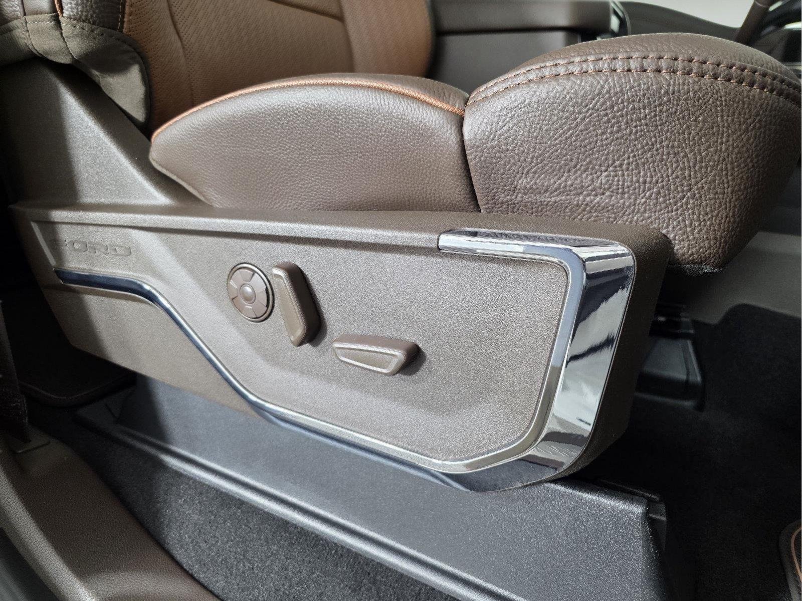 New 2026 Star White Metallic Tri-Coat Ford F-250® King Ranch® image 26