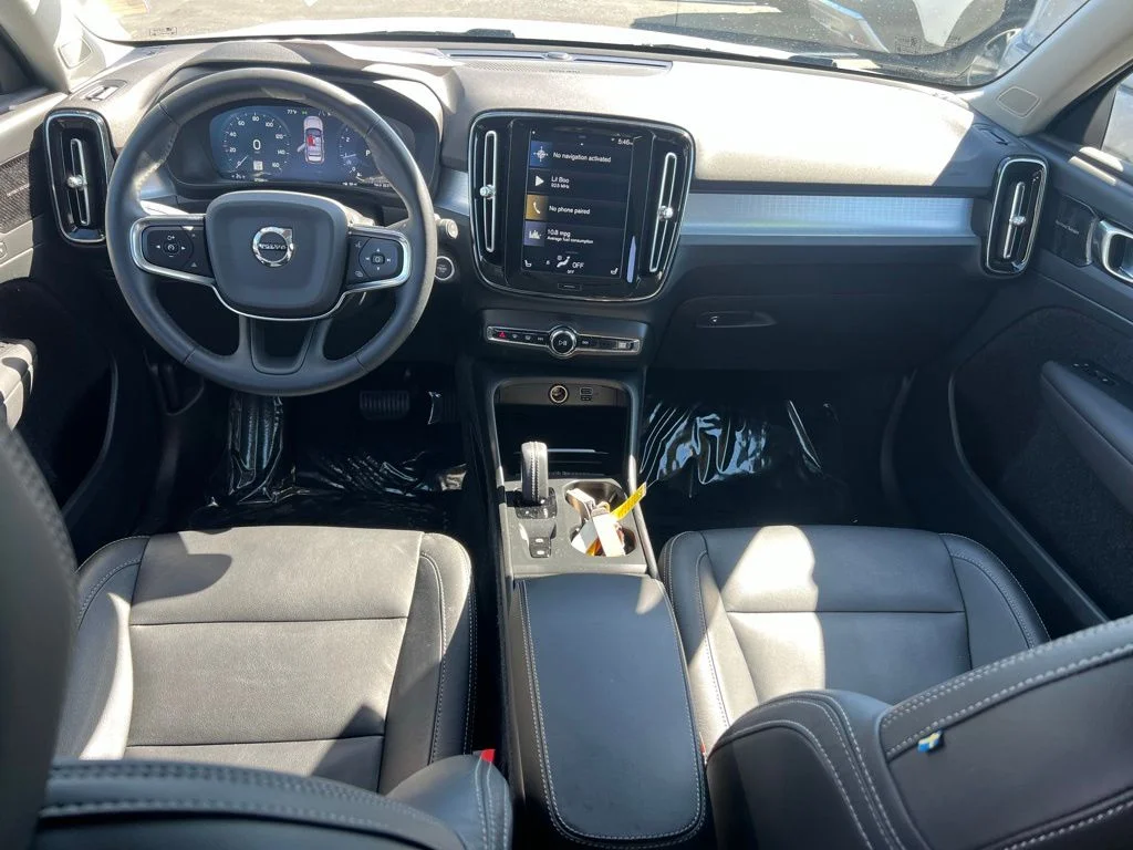 2021 Volvo XC40 Momentum - Photo 17