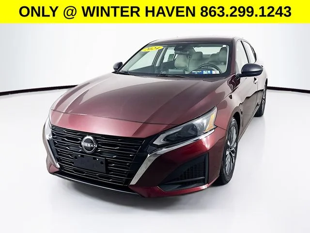 Used 2024  Nissan 2.5 SV image 3