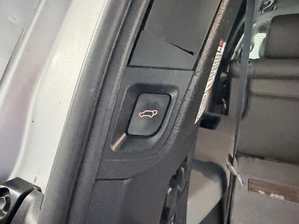 Used 2018 Silver Sky Metallic Toyota Platinum image 39