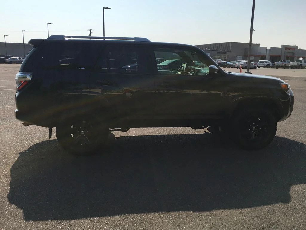 Used 2018 Black Toyota SR5 image 8