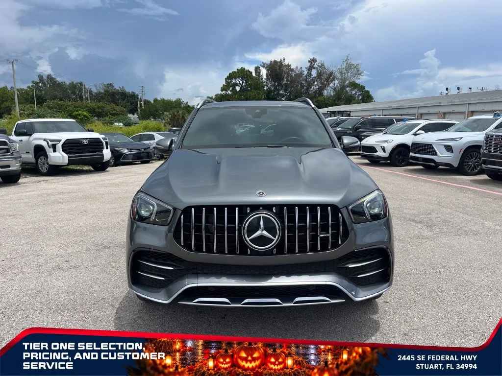 Used 2021 Gray Mercedes-Benz 4MATIC® image 3