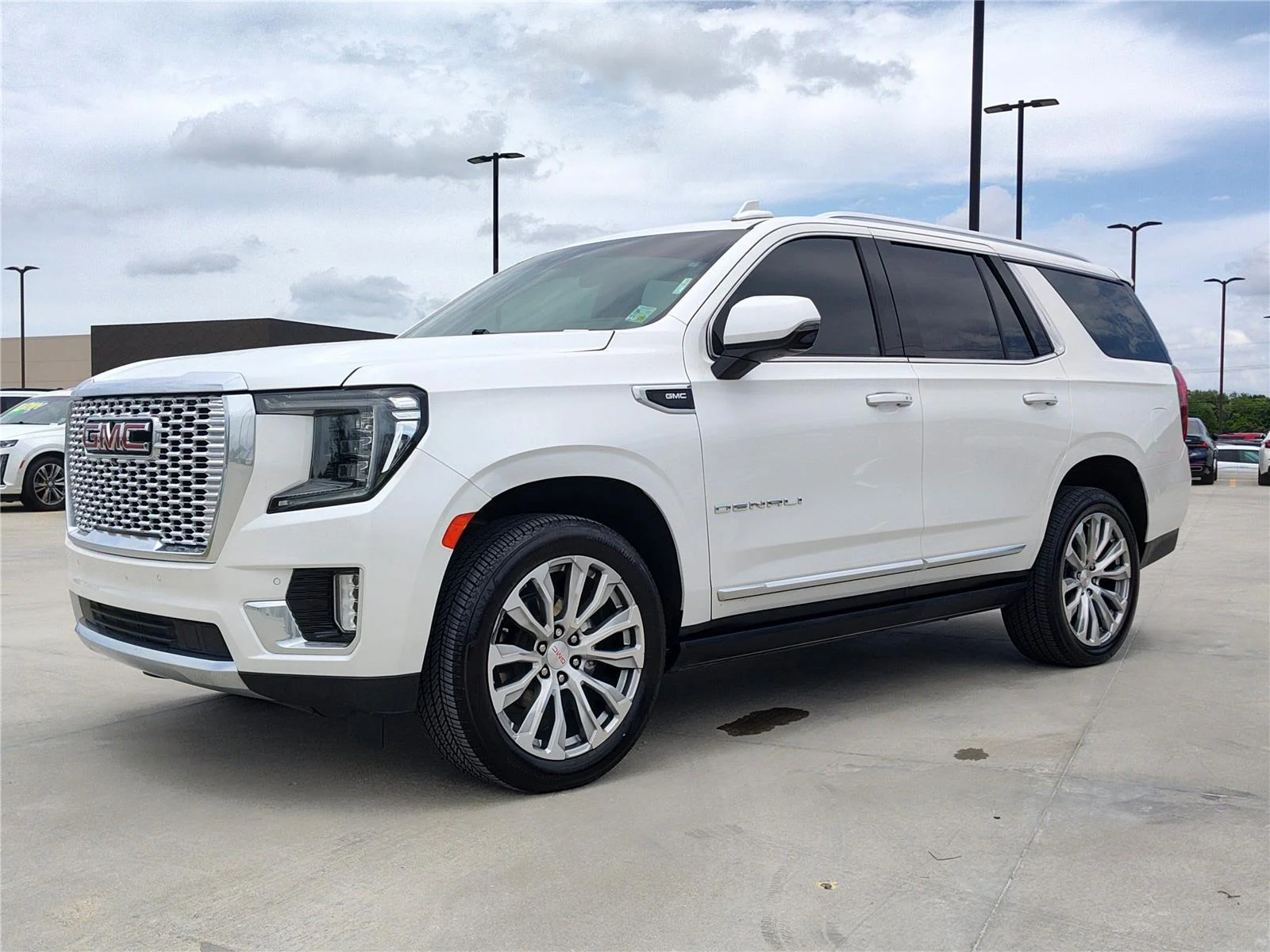 2022 GMC Yukon 2WD Denali's photo