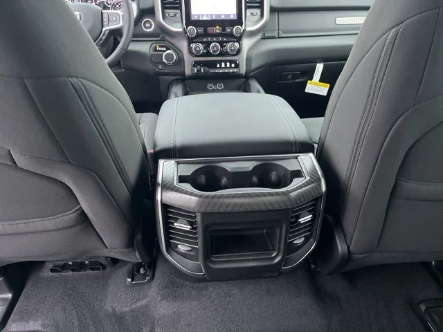 New 2026 Diamond Black Crystal Pearl-Coat Exterior Paint RAM Big Horn/Lone Star image 13