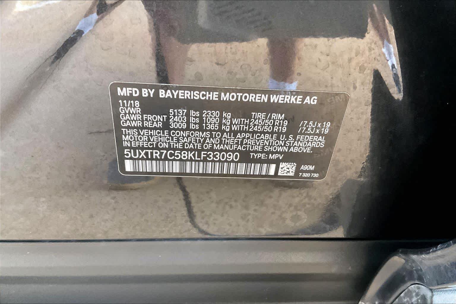 Used 2019 Dark Graphite Metallic BMW sDrive30i image 32