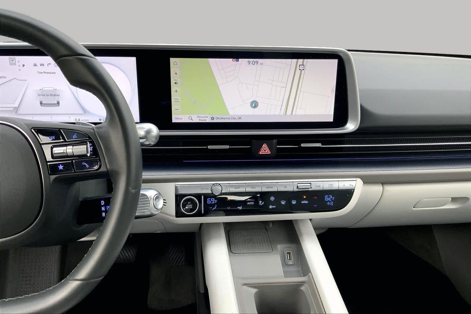 Used 2024 Transmission Blue Hyundai SEL image 6