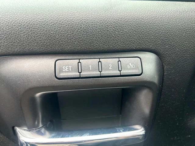 Used 2018 Gray GMC SLT image 17