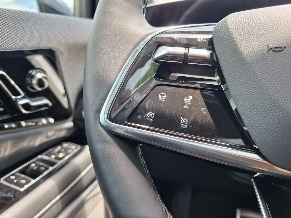 2026 Cadillac OPTIQ Luxury - Photo 32