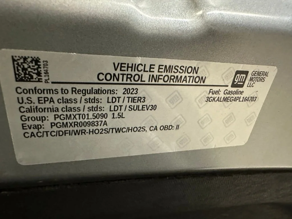 Used 2023 Sterling Metallic GMC SLE image 39
