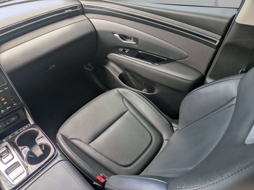 Used 2024 Black Hyundai Limited image 18