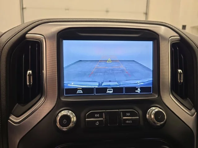 Used 2022 Quicksilver Metallic GMC SLT image 39