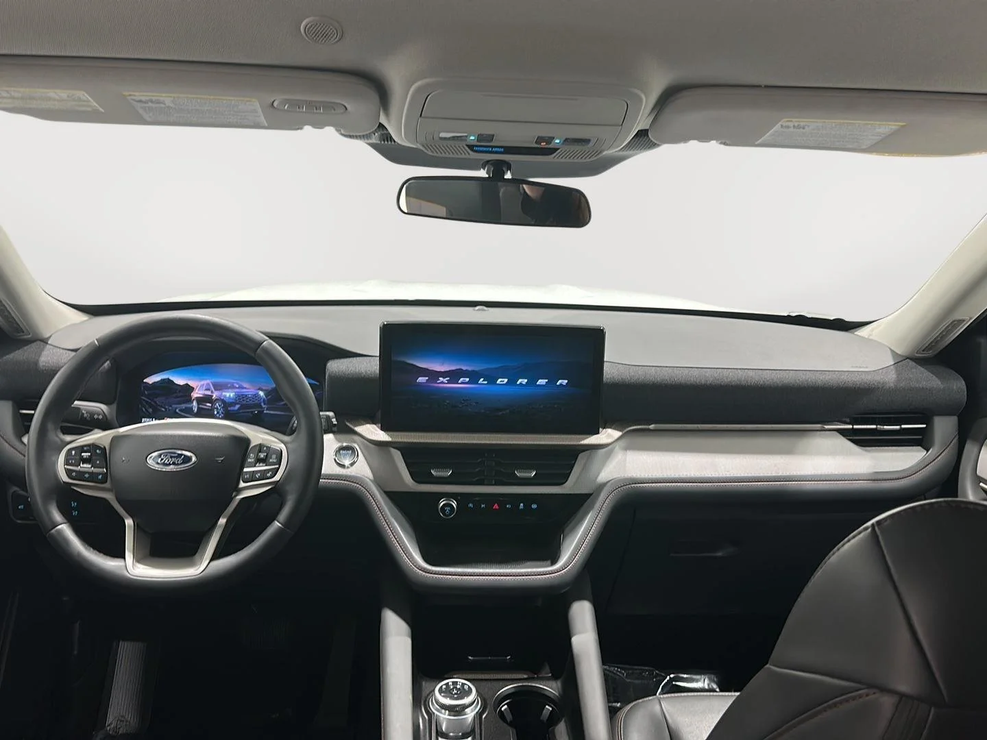 Used 2025 White Ford Active image 21