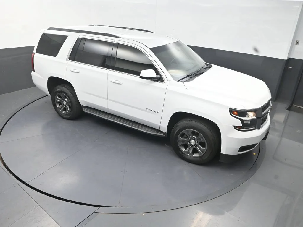 Used 2018 White Chevrolet LS image 16