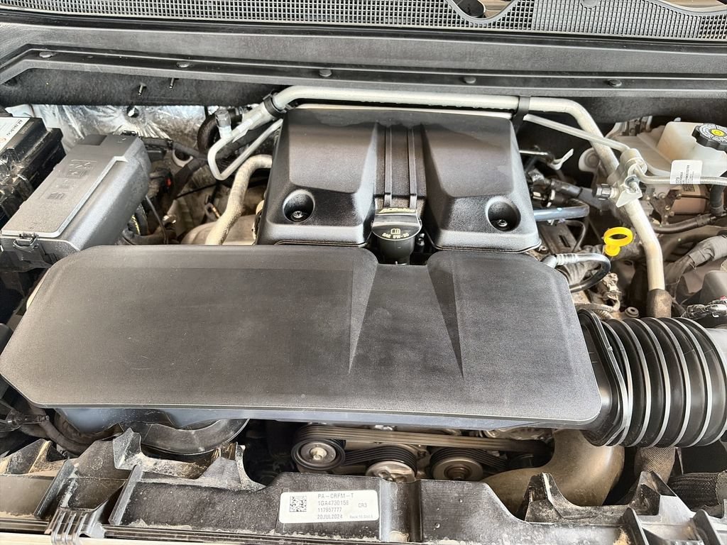 Used 2024 Summit White Chevrolet ZR2 image 31