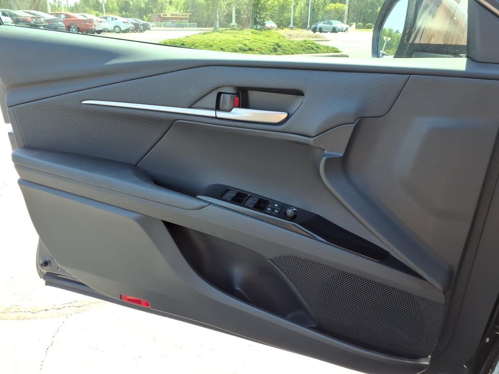 Used 2025 Underground Toyota SE image 26