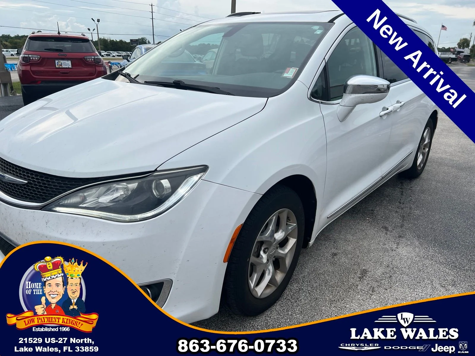 Certified Used 2018 White Chrysler Limited image 4