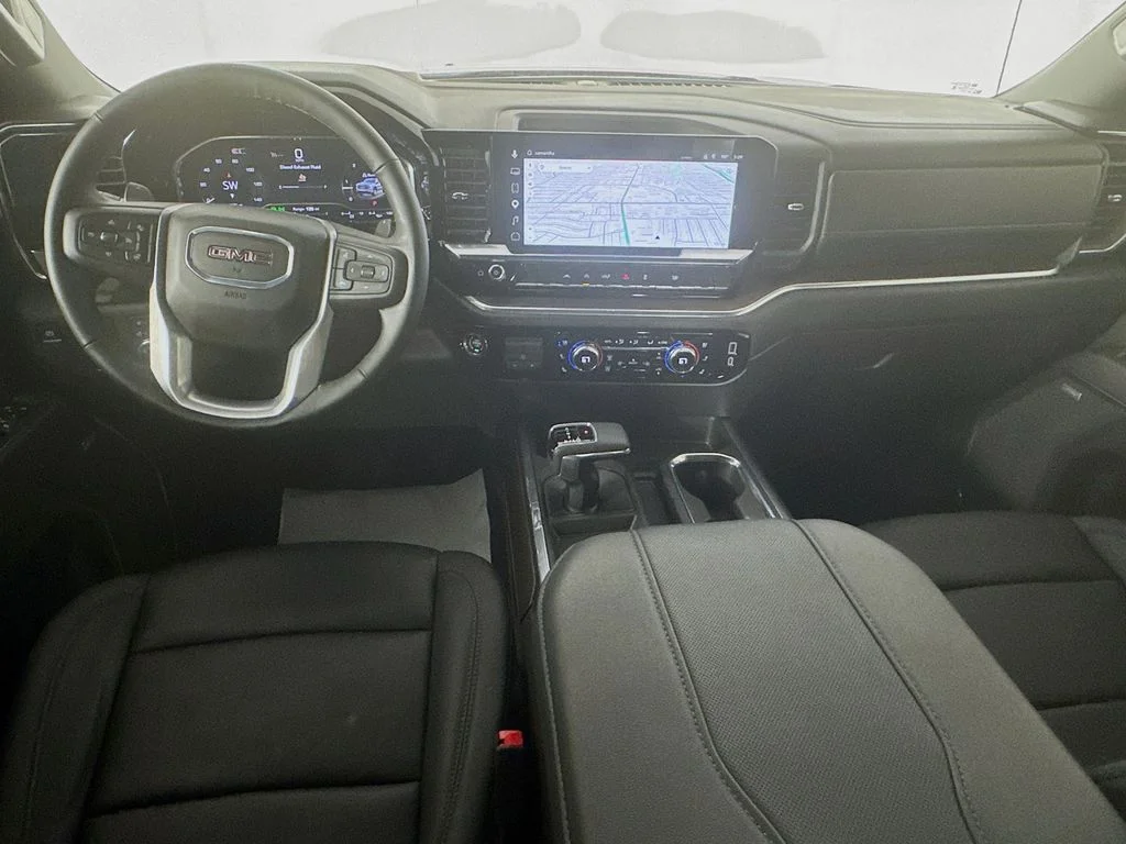 Used 2025 Red GMC SLT image 25