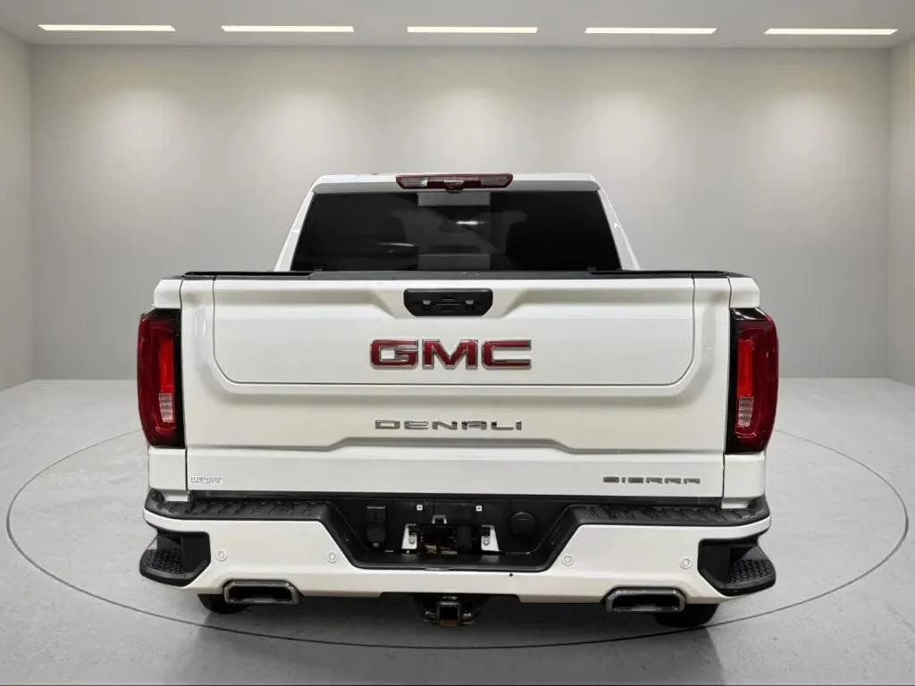 Certified Used 2023 White Frost Tricoat GMC Denali image 5
