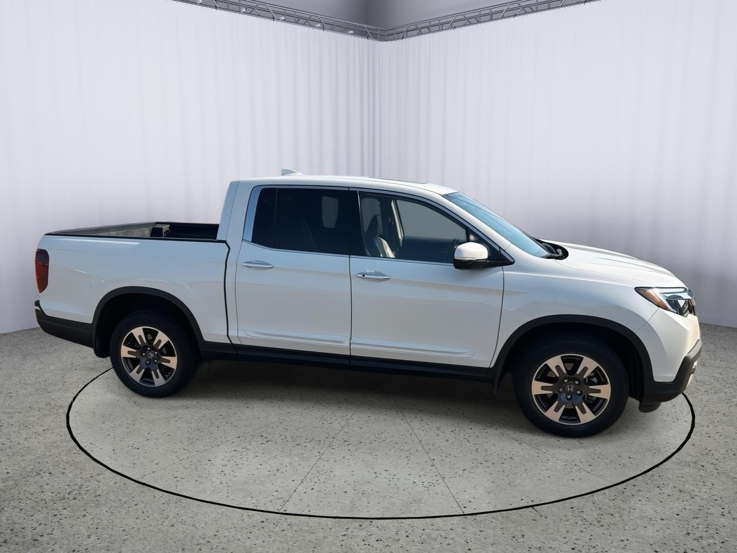 Used 2019 White Diamond Pearl Honda RTL-E image 3