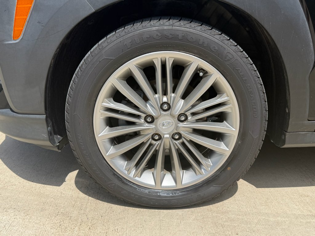 Used 2019 Ultra Black Pearl Hyundai SEL image 29