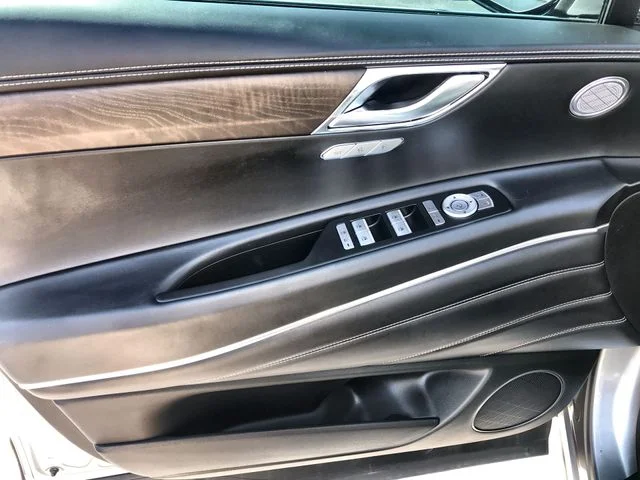 Used 2023 Silver Genesis 3.5T image 13
