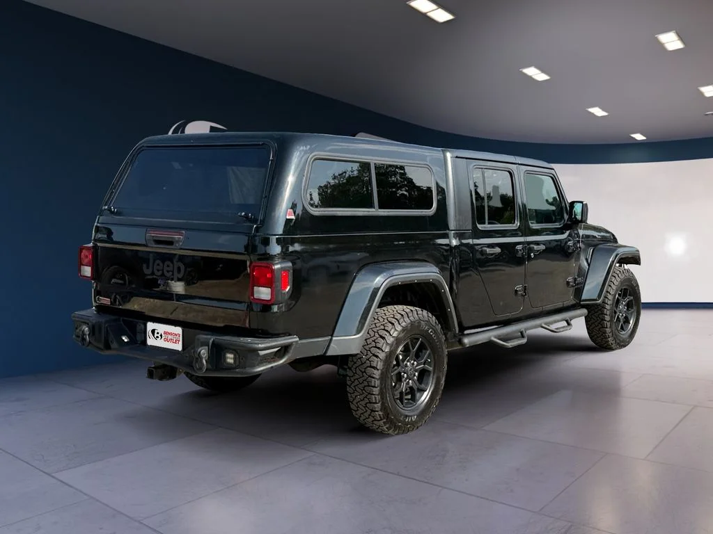 Used 2023 Black Jeep Sport S image 5