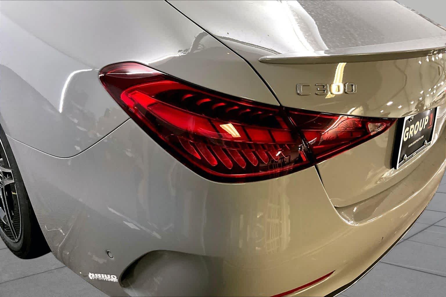 New 2026 MANUFAKTUR Alpine Grey Mercedes-Benz C 300 image 6
