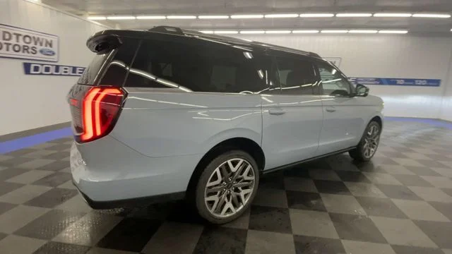 New 2026 Glacier Gray Metallic Tri-Coat Ford MAX Platinum® image 8