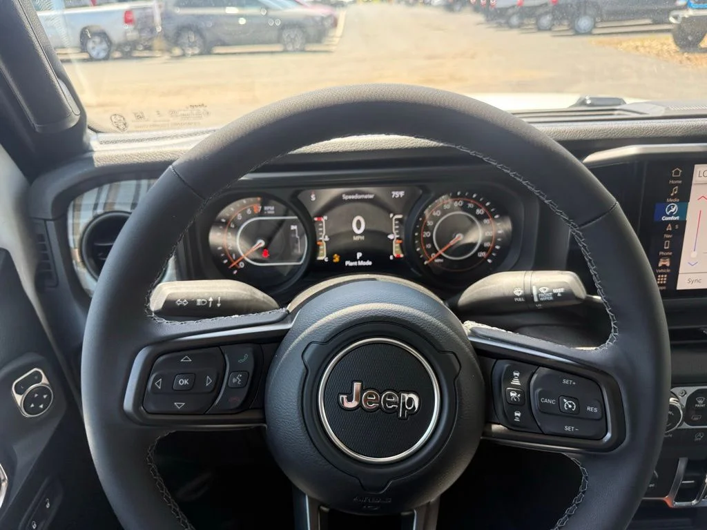 New 2026 Bright White Clearcoat Jeep 85th Anniversary Edition image 23