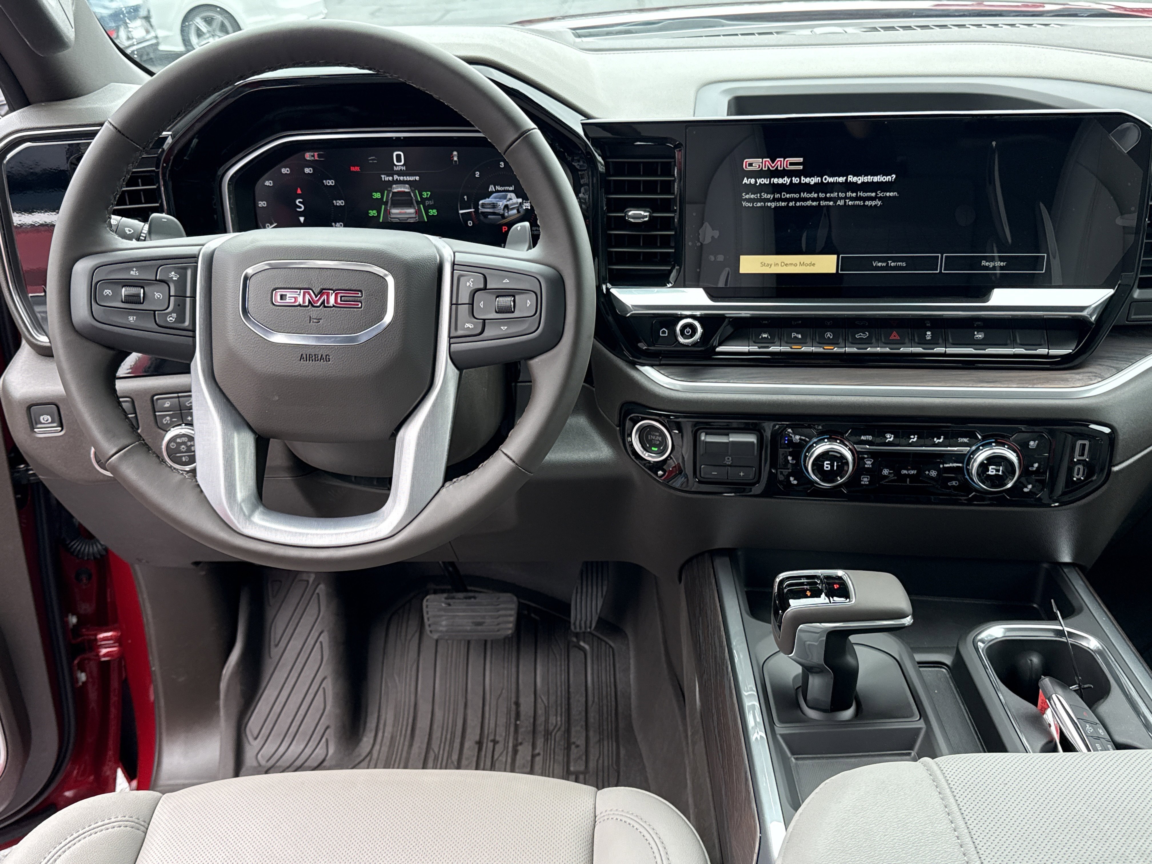 2026 GMC Sierra 1500 SLT - Photo 7