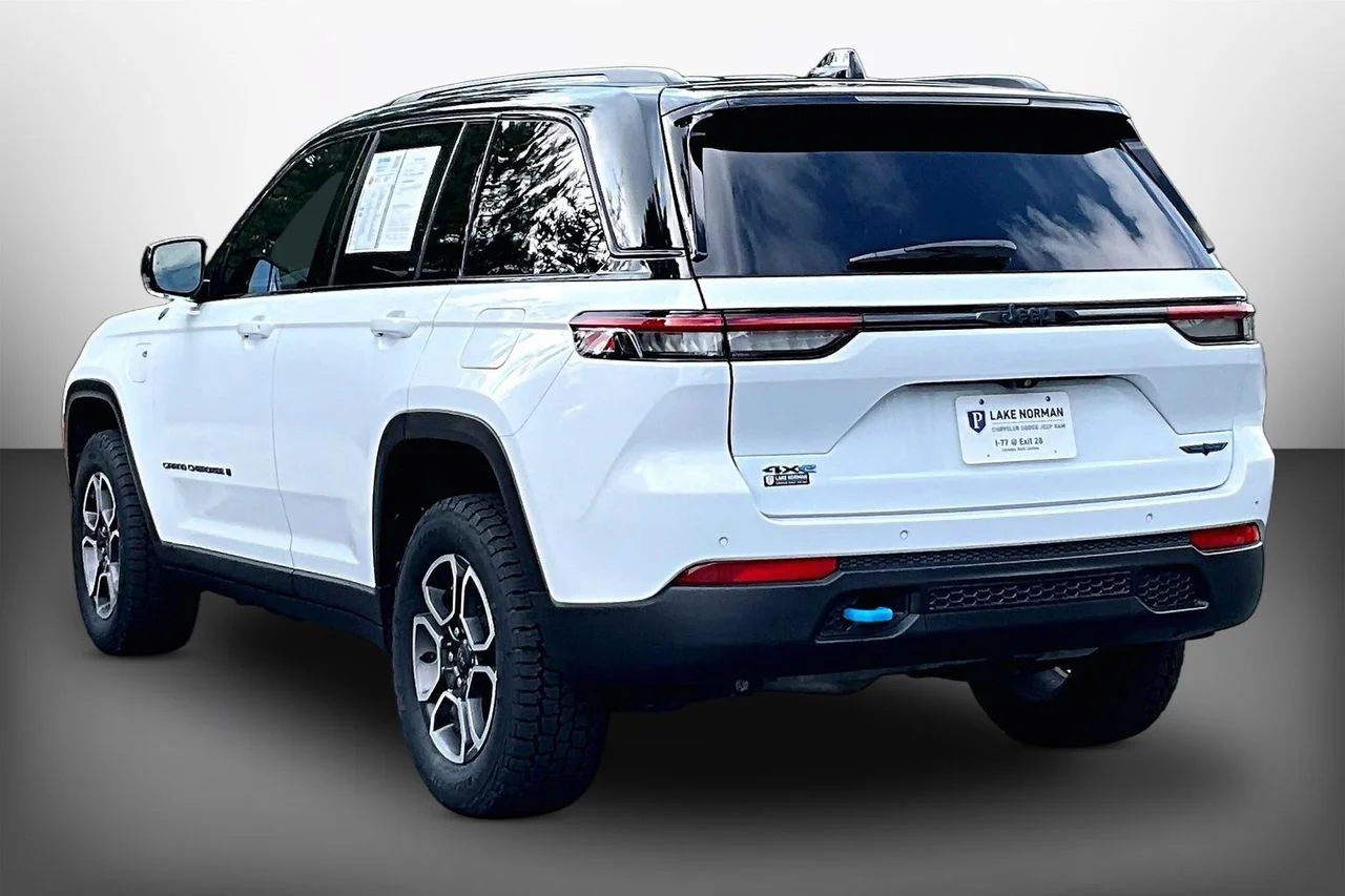 Used 2023 White Jeep Trailhawk 4xe image 6