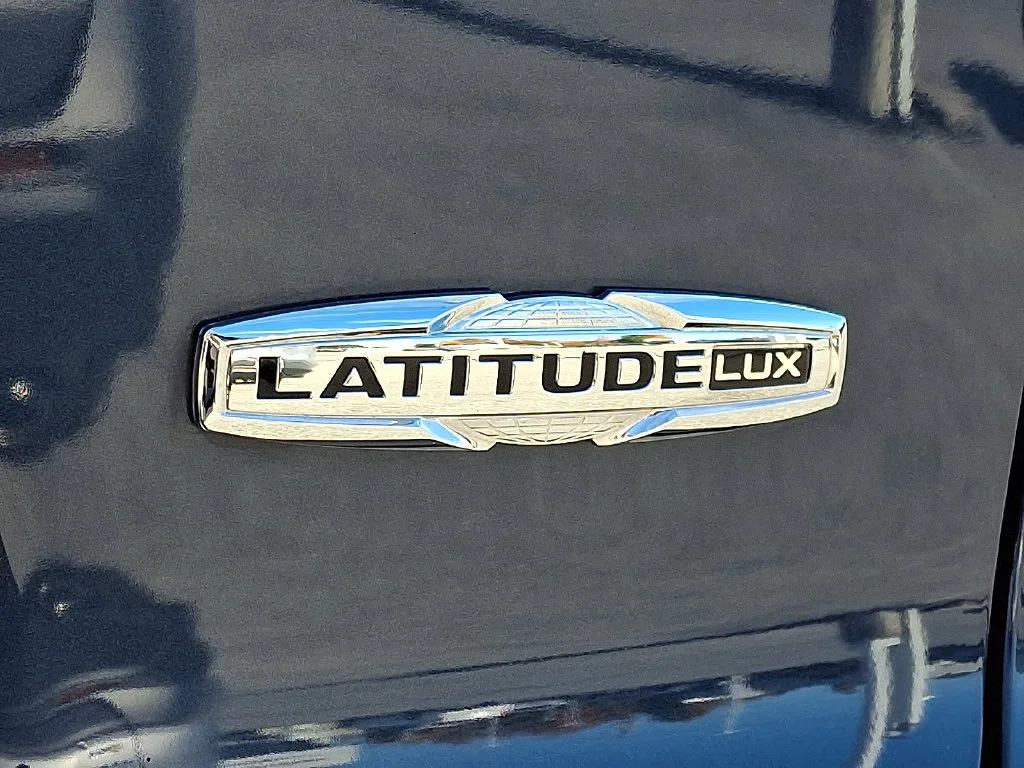 Used 2021 Blue Jeep Latitude Lux image 29