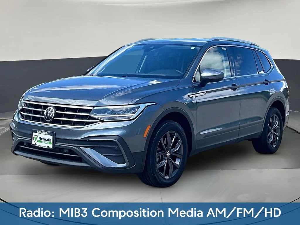 Certified Used 2023 Gray Volkswagen 2.0T SE image 3