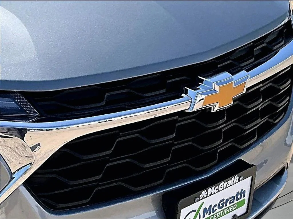 Certified Used 2025 Gray Chevrolet LT image 33